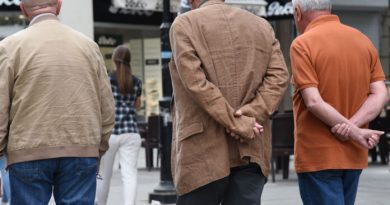 Црна Гора: Во пензија ќе се оди на 67 години