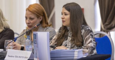Експерти предупредуваат: Современите закани сè повеќе доаѓаат преку технологијата и дезинформациите