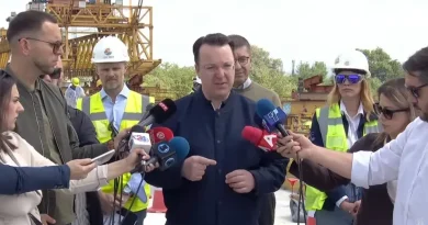 УВИД ВО ГРАДЕЖНИТЕ РАБОТИ НА ГОСТИВАР-БУКОЈЧАНИ Каде се пречките и кога ќе заврши автопатот?