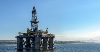 Алармантна анализа на Голдман Сакс: Глобалните залихи на нафта се на пат да достигнат осумгодишен минимум