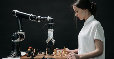 Анализа: Вештачката интелигенција носи нова економија, но човечкиот труд нема да исчезне