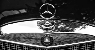 Mercedes го стега ременот: На вработените им е одложена исплатата на дополнителниот надоместок