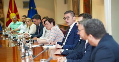 Мицкоски: Со маркетите се договара инфлацијата и цените на основните производи да останат под 3 проценти