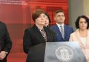 Димитриеска-Кочоска: Јавните финансии се стабилни, растот на даночните приходи е доказ за посилна економија
