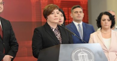 Димитриеска-Кочоска: Јавните финансии се стабилни, растот на даночните приходи е доказ за посилна економија