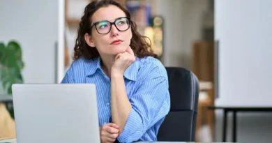 Менаџерите имаат сè повеќе вработени, а сè помалку време за нив – една работа особено трпи