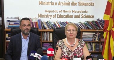 Јаневска: со оптимизирана училишна мрежа, подобрени услови за настава и учебници за сите ученици, утре започнува новата учебна година