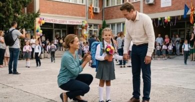Платен слободен ден за прваче: Кои родители имаат законско право, а кај кого одлучува работодавачот?