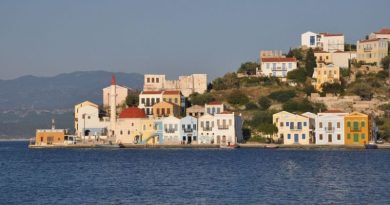 Грција им плаќа на луѓето да живеат на нејзин остров: 5.000 евра годишно, плус 1.000 евра за секое дете