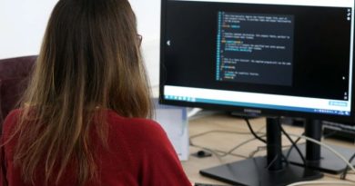 23 години чувал повеќе од 2.000 стари компјутери во штала, а потоа ги продал за 45.000 евра