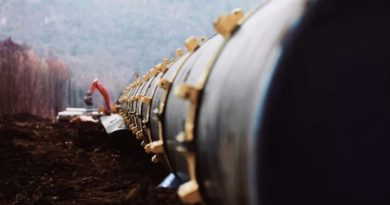 Африка добива нафтовод вреден 660 милиони долари: Горивото ќе пристигнува за само еден ден