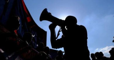 Вработените во Хајнекен со тричасовен прекин на работата: Се бунат против владините мерки за штедење