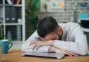 Кога приватниот живот ви се распаѓа, а работата не може да чека: Како да се остане професионален?