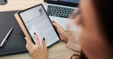 „Скролање“ на огласи за работа: Зошто припадниците на генерацијата Z бараат нова работа и кога не планираат да си заминат