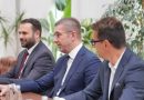 „ДОСТОИНСТВЕНИОТ ТРУД НЕ Е ПРИВИЛЕГИЈА, ТУКУ ПРАВО!“ – Потпишан историскиот пакт меѓу Владата, синдикатите и бизнисот